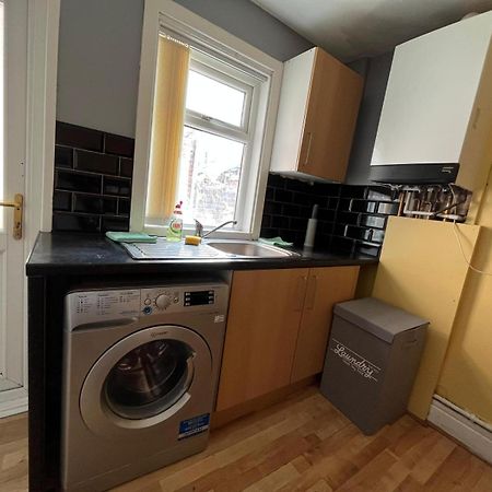 Arthurs Hill Newcastle, Free Parking Fully Equipped Kitchen 4 Bedrooms, Near City Centre エクステリア 写真